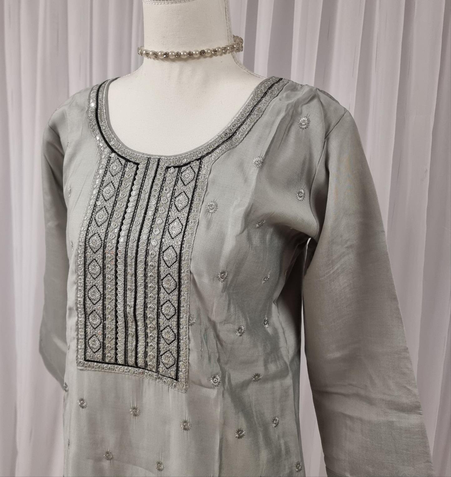 Vennila Salwar Classic