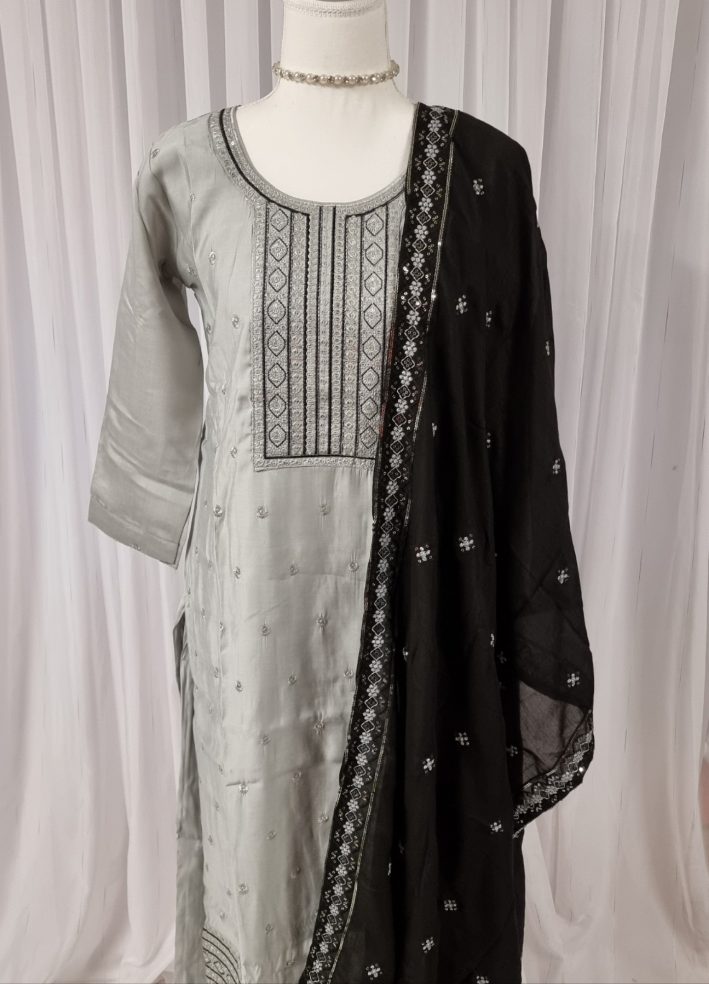 Vennila Salwar Classic