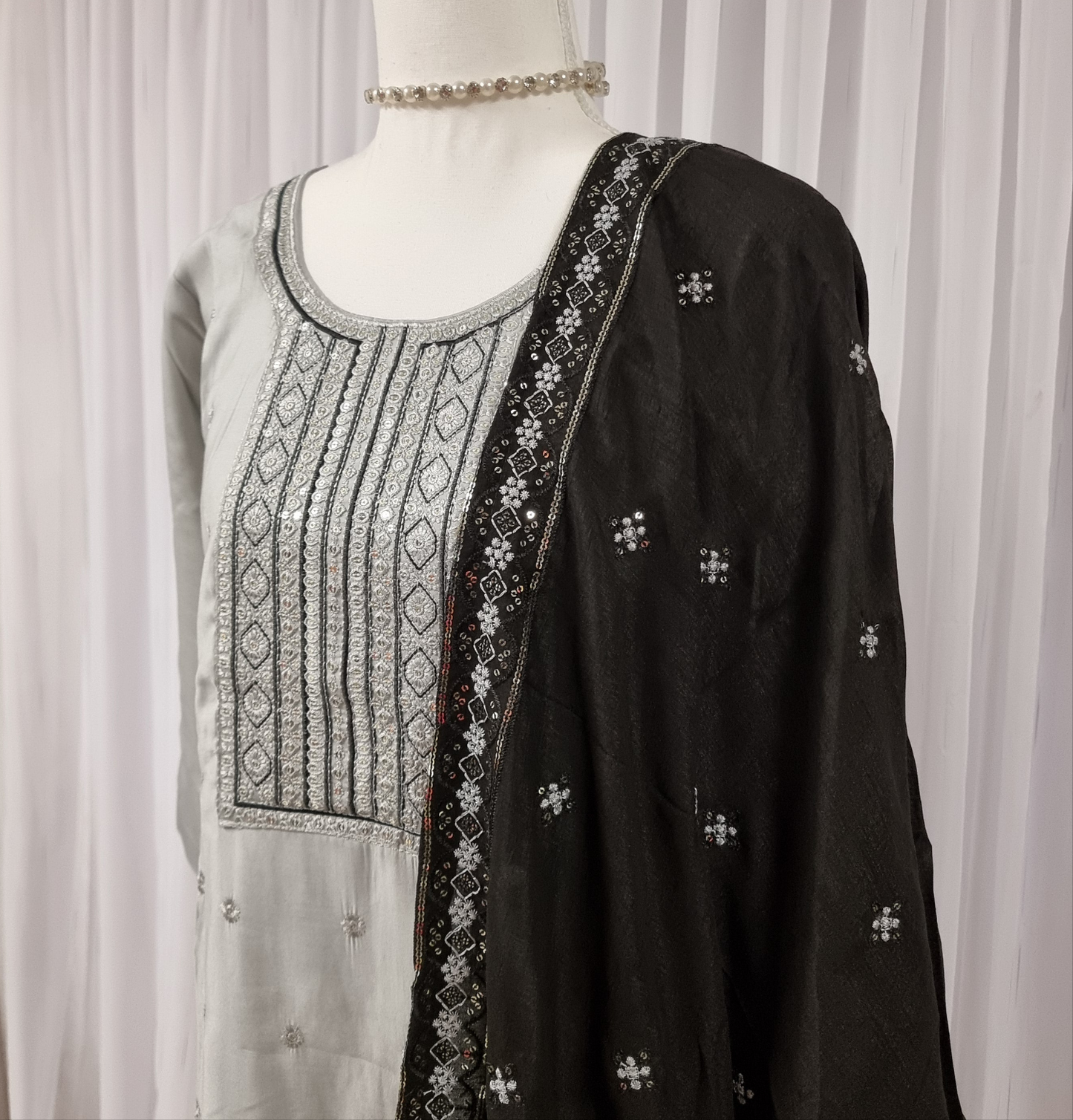 Vennila Salwar Classic