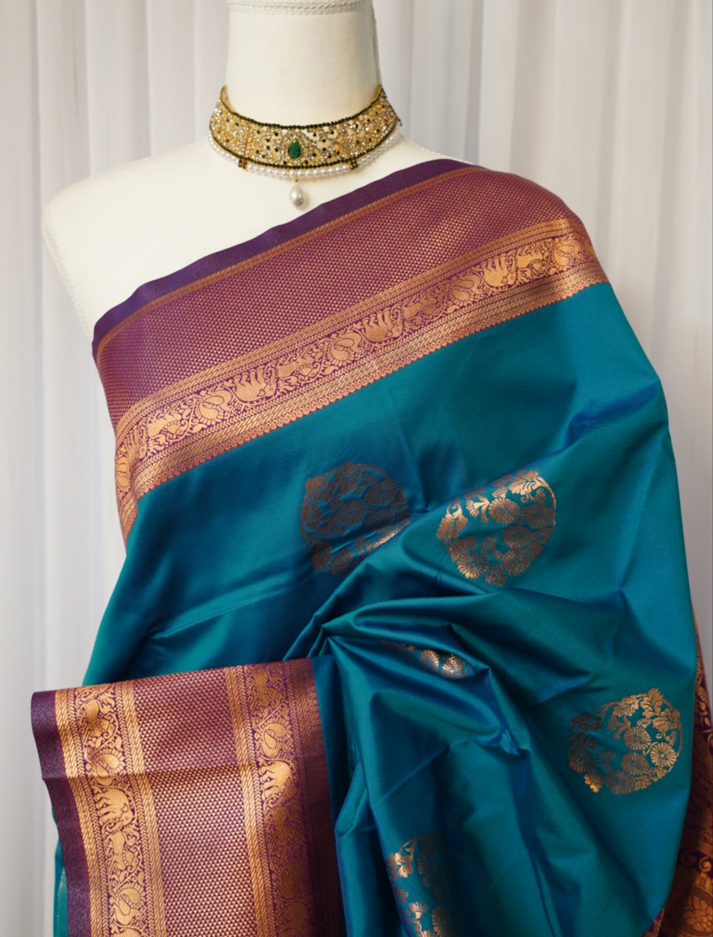 Hastinika Saree
