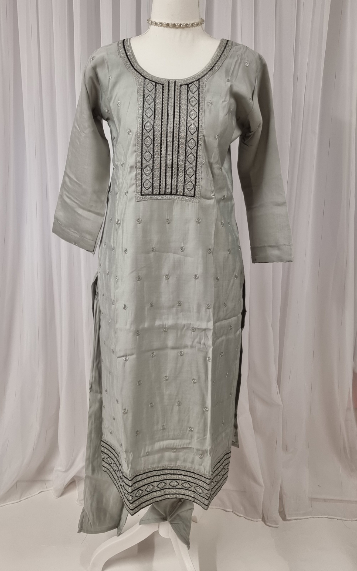 Vennila Salwar Classic
