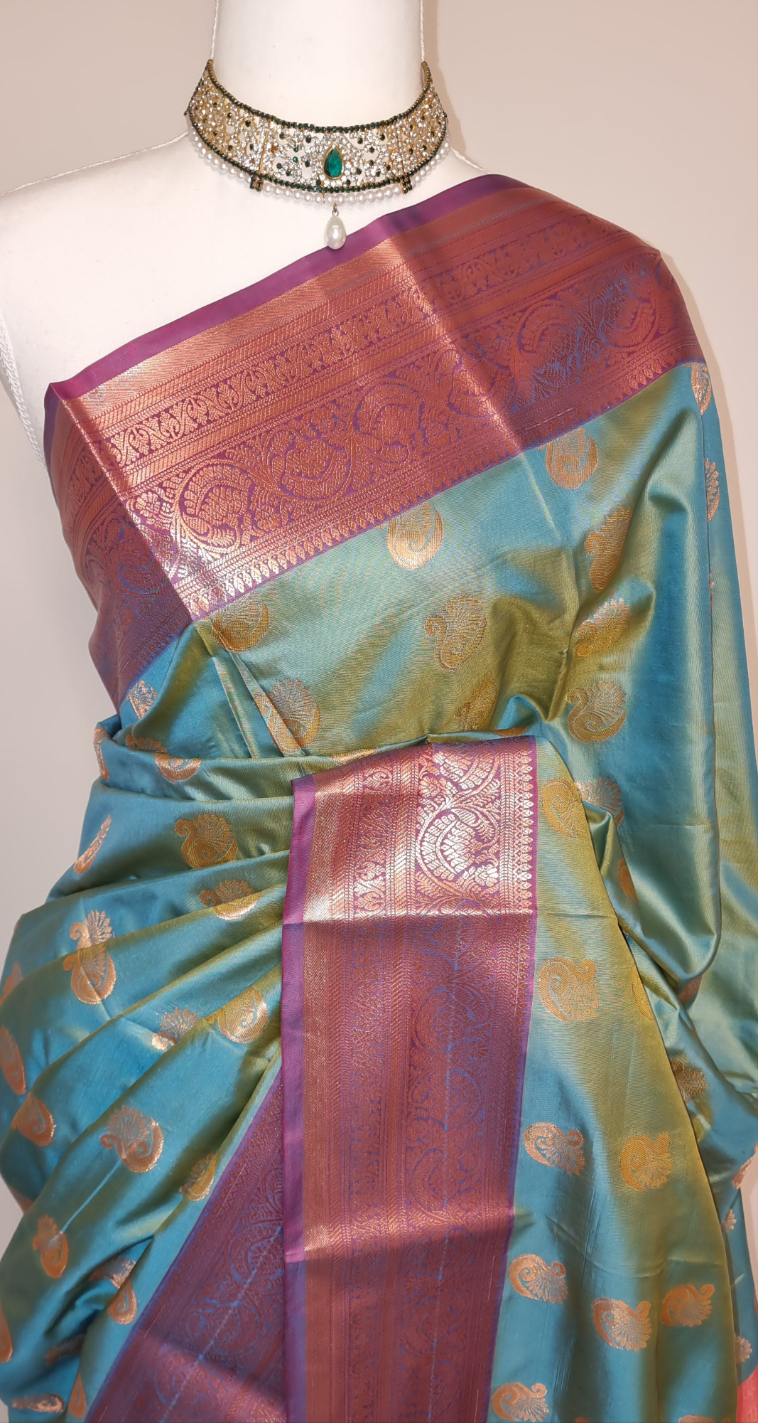 Hamsini Elegance Saree