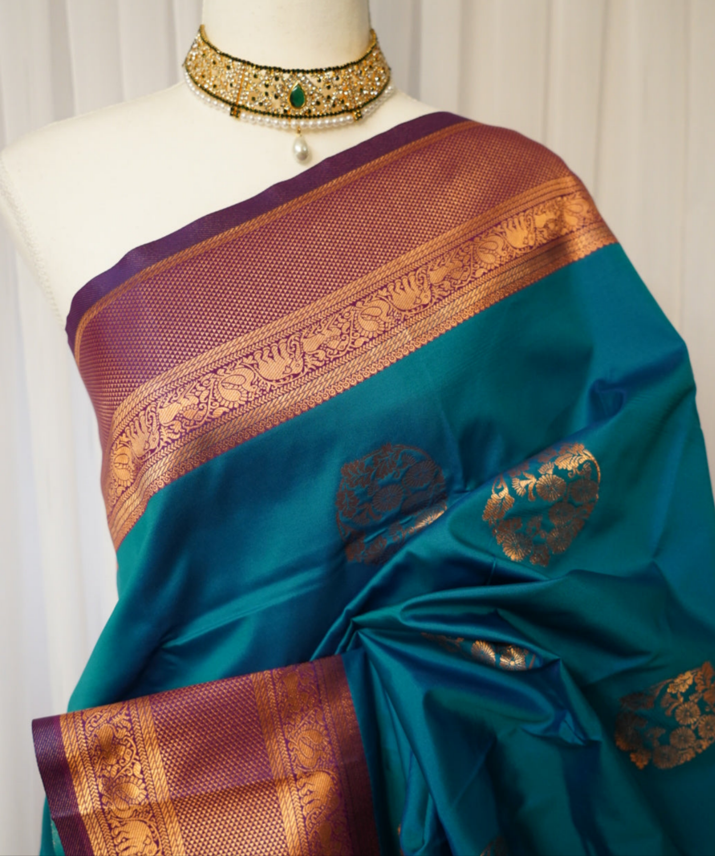 Hastinika Saree