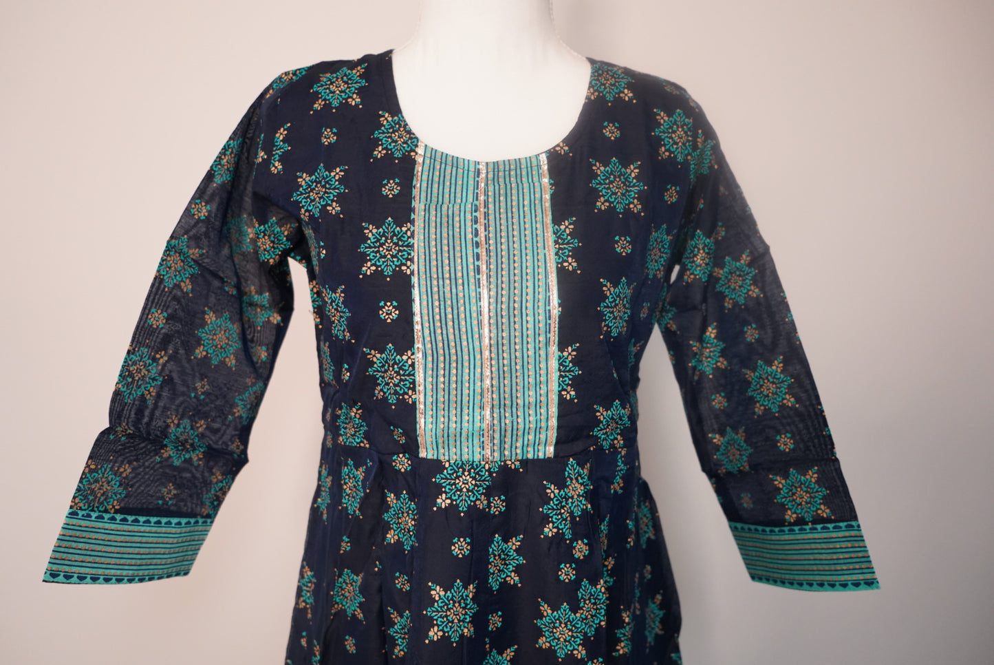 Ruhani Kurti
