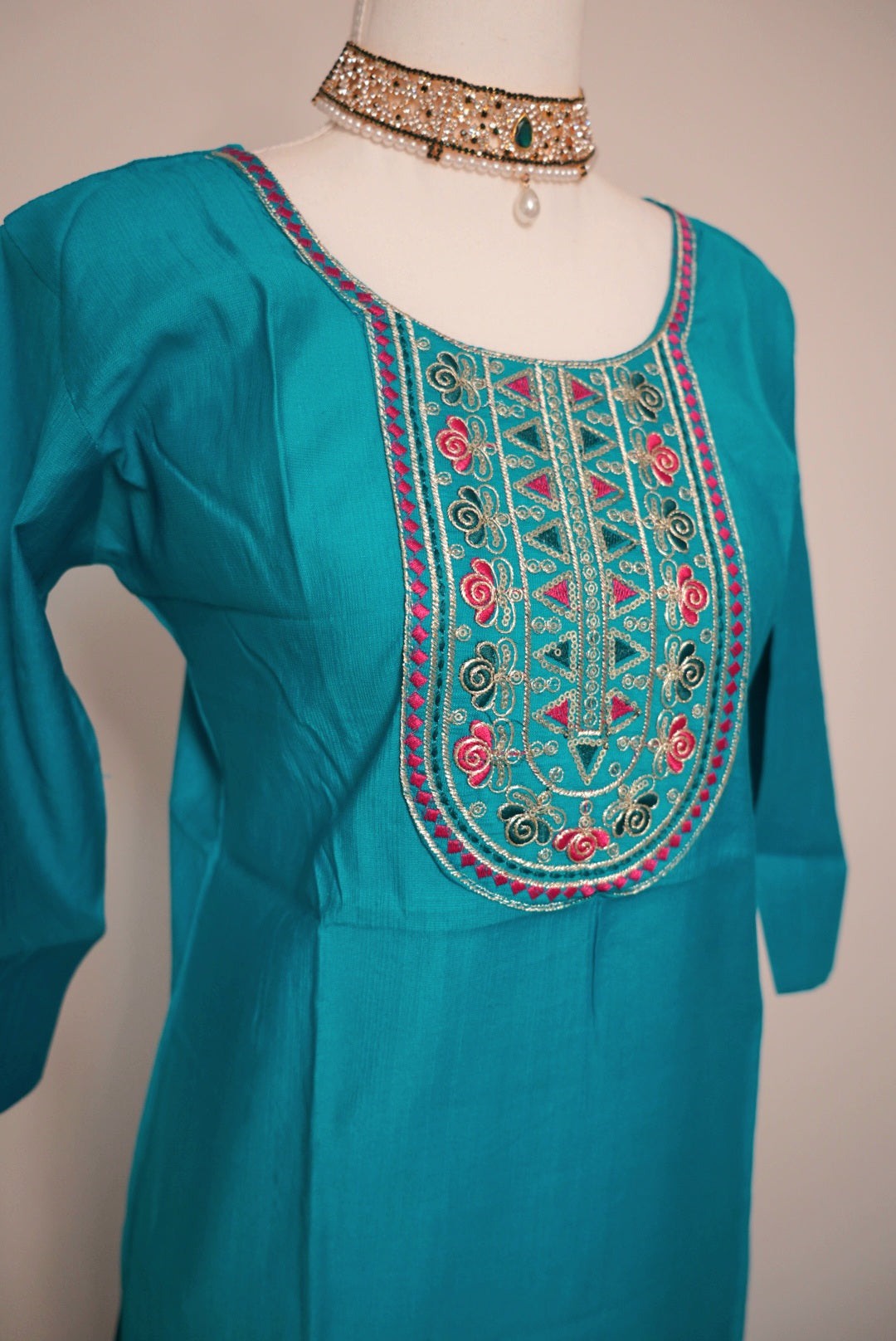 Dhara Kurti