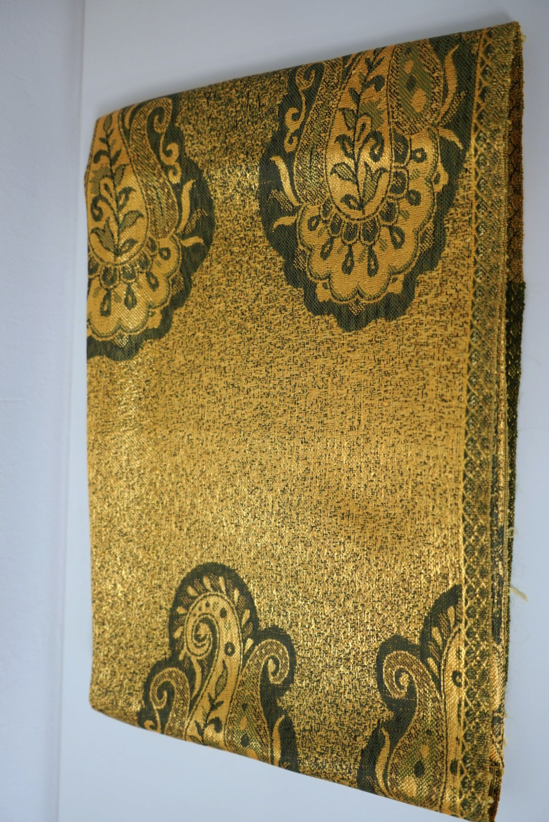 Zehra Kashmiri Shawl