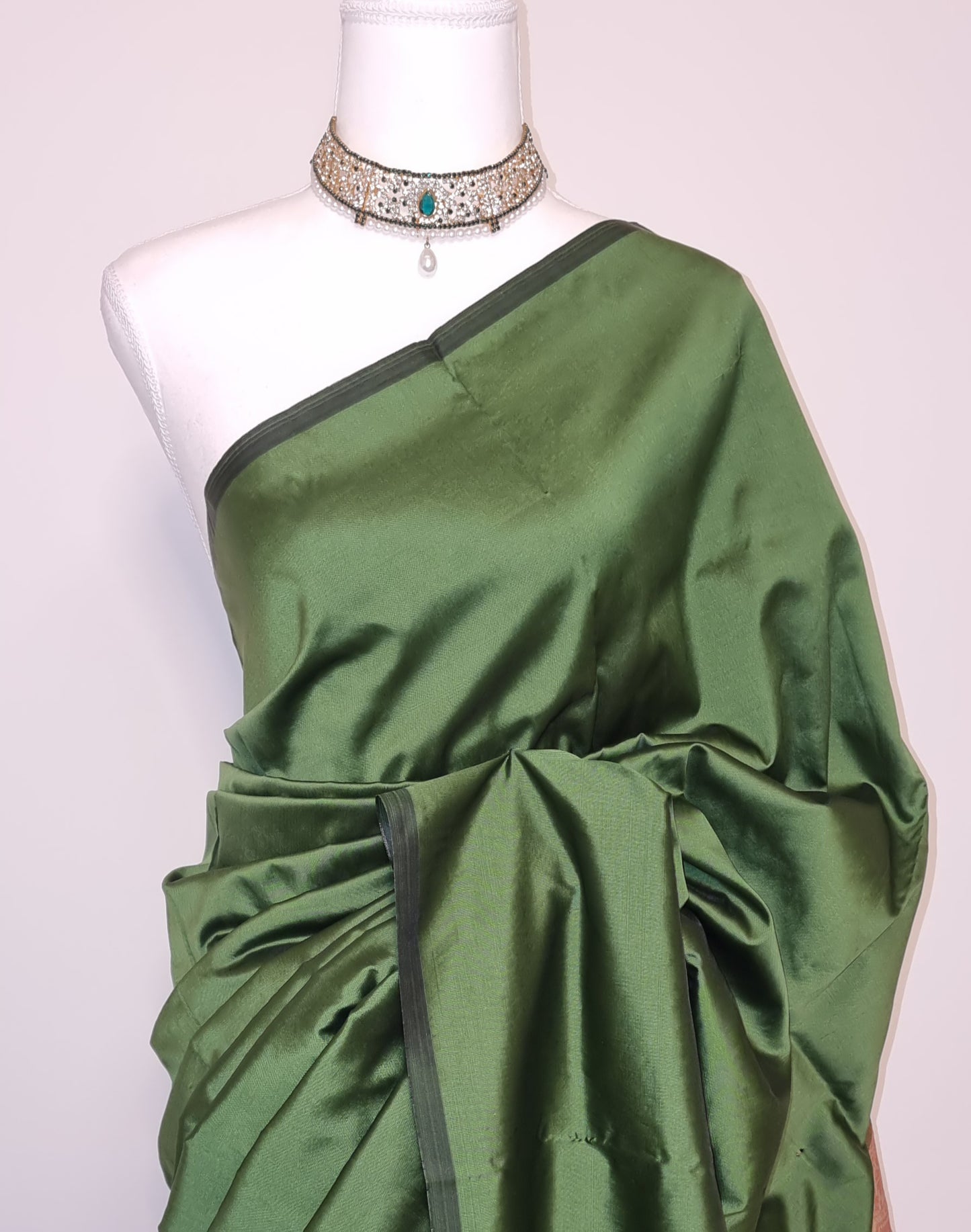 R.S. Silk Sarees Glow