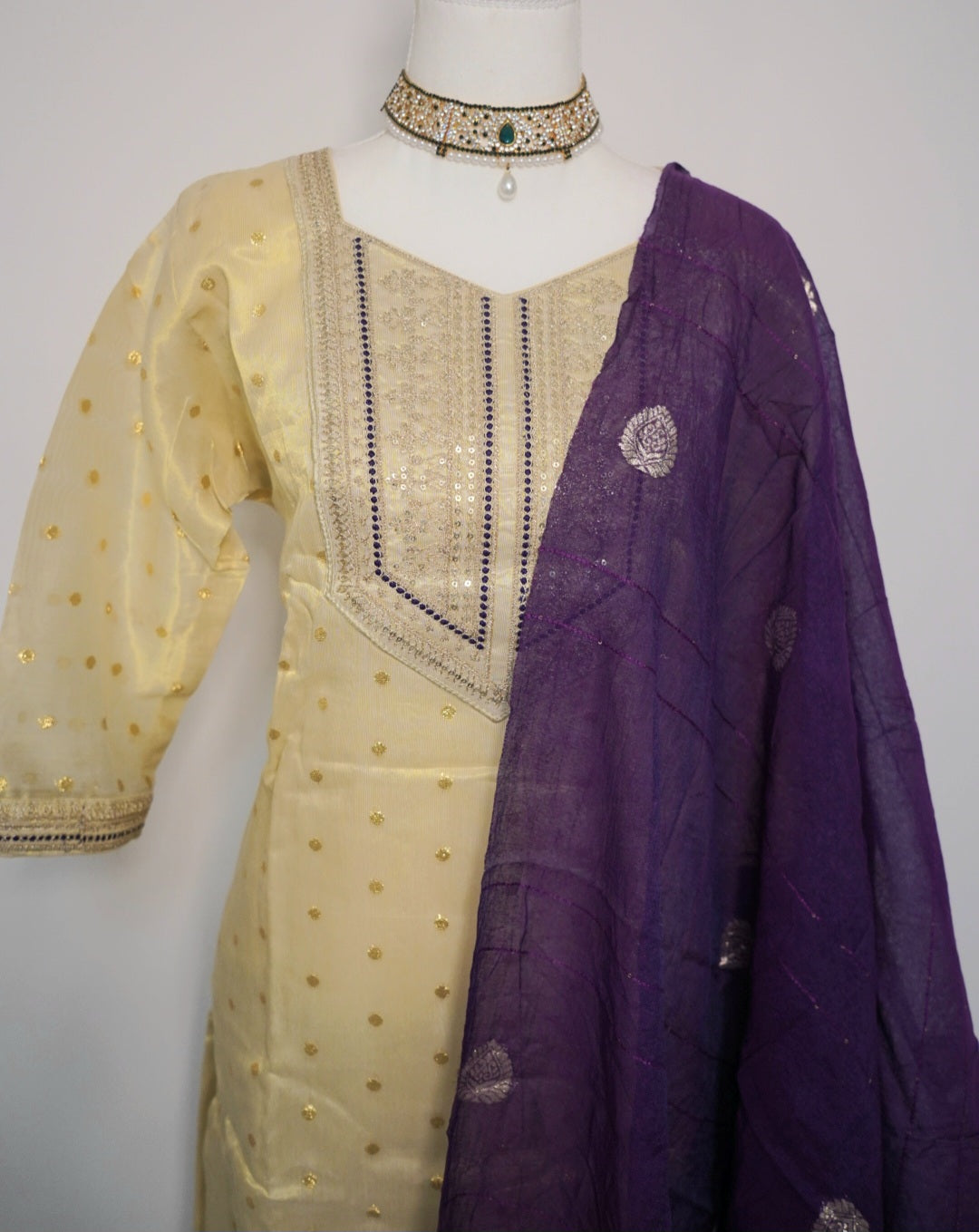 Mira Salwar Classic