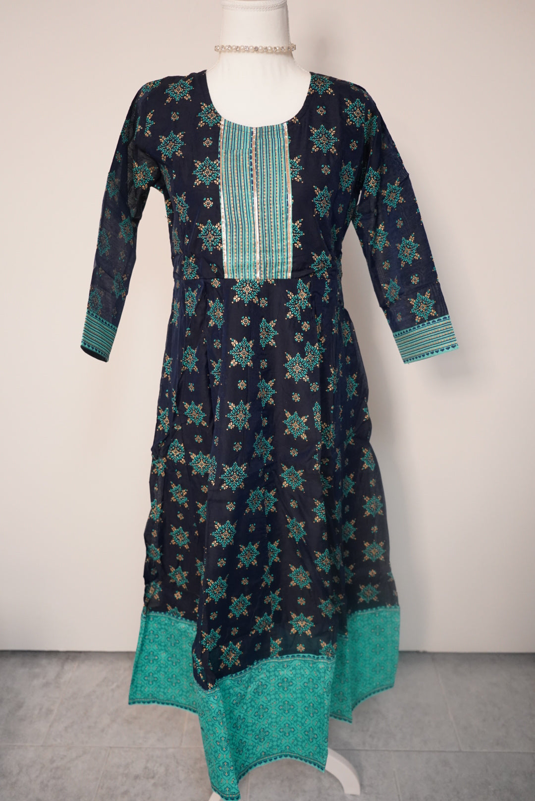 Ruhani Kurti