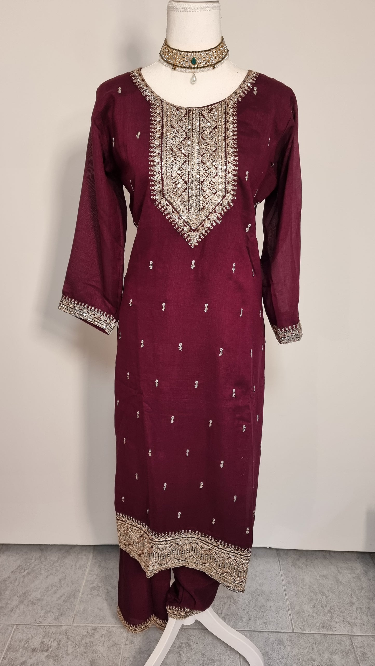 Nayanika Salwar Classic