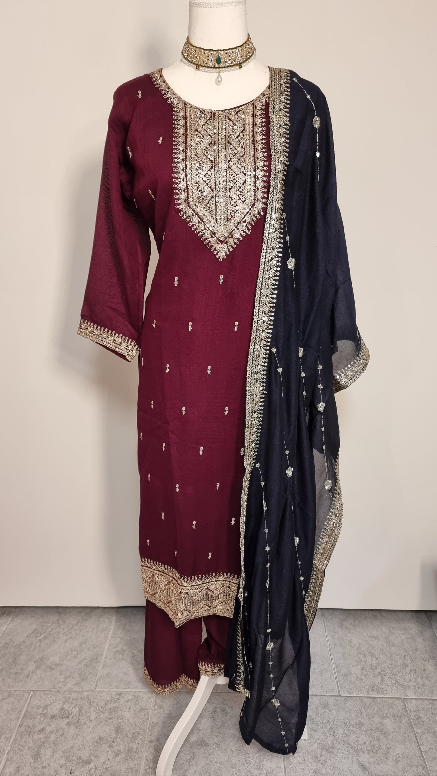 Nayanika Salwar Classic