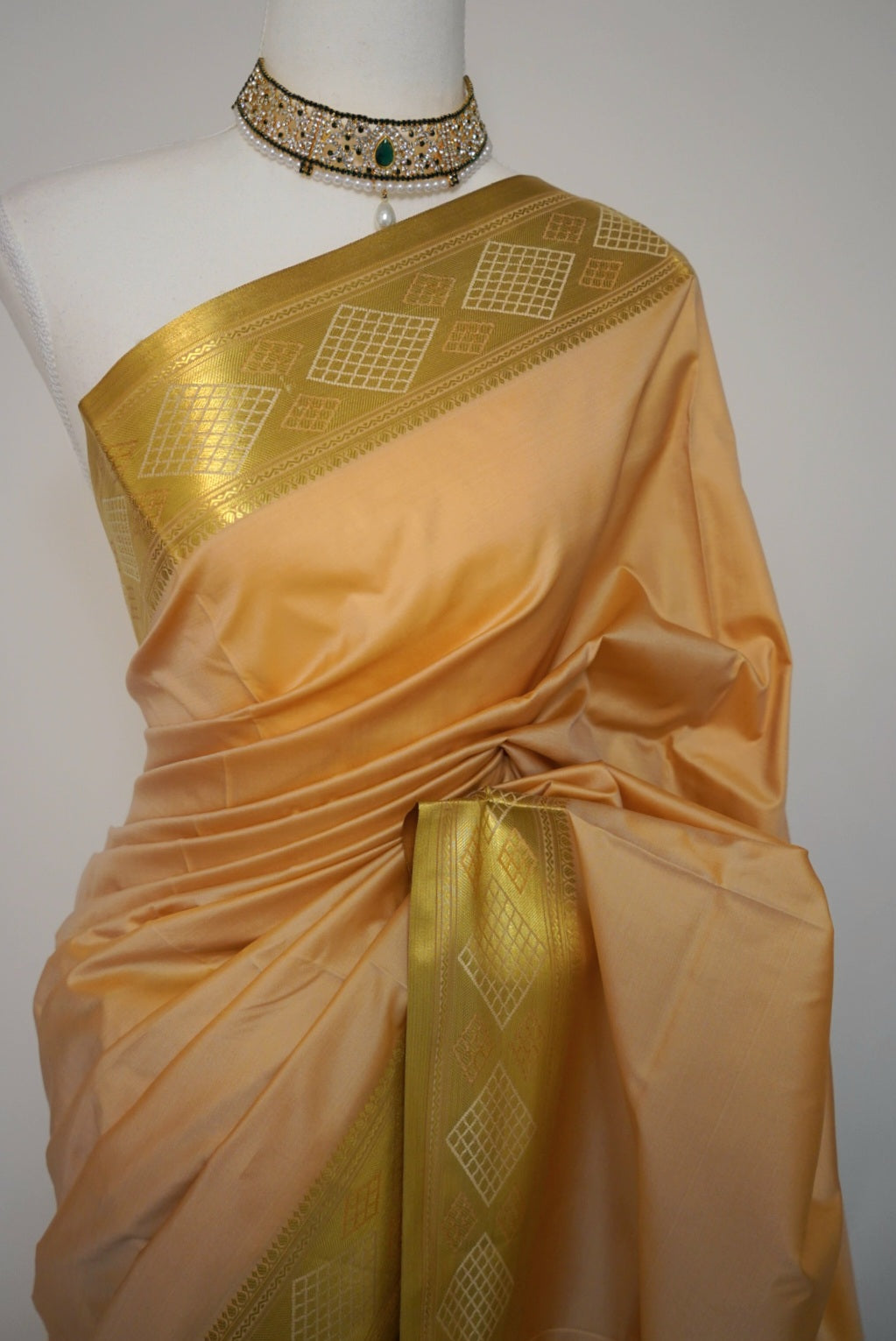 Malar Valli Saree