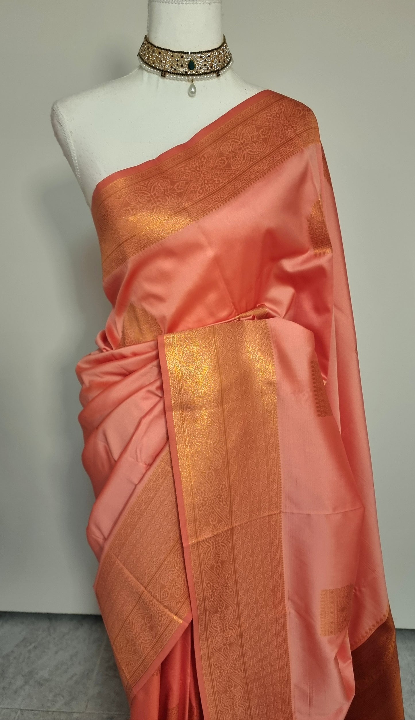Smritika Saree