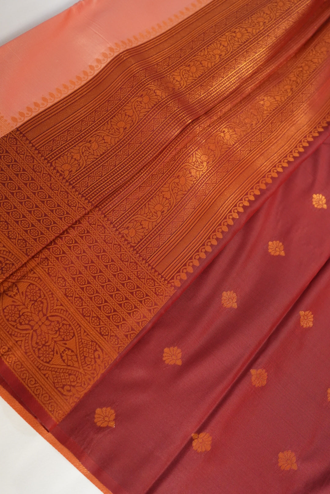 Smritika Saree