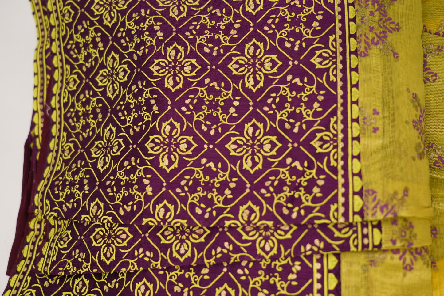 Ruhani Kurti