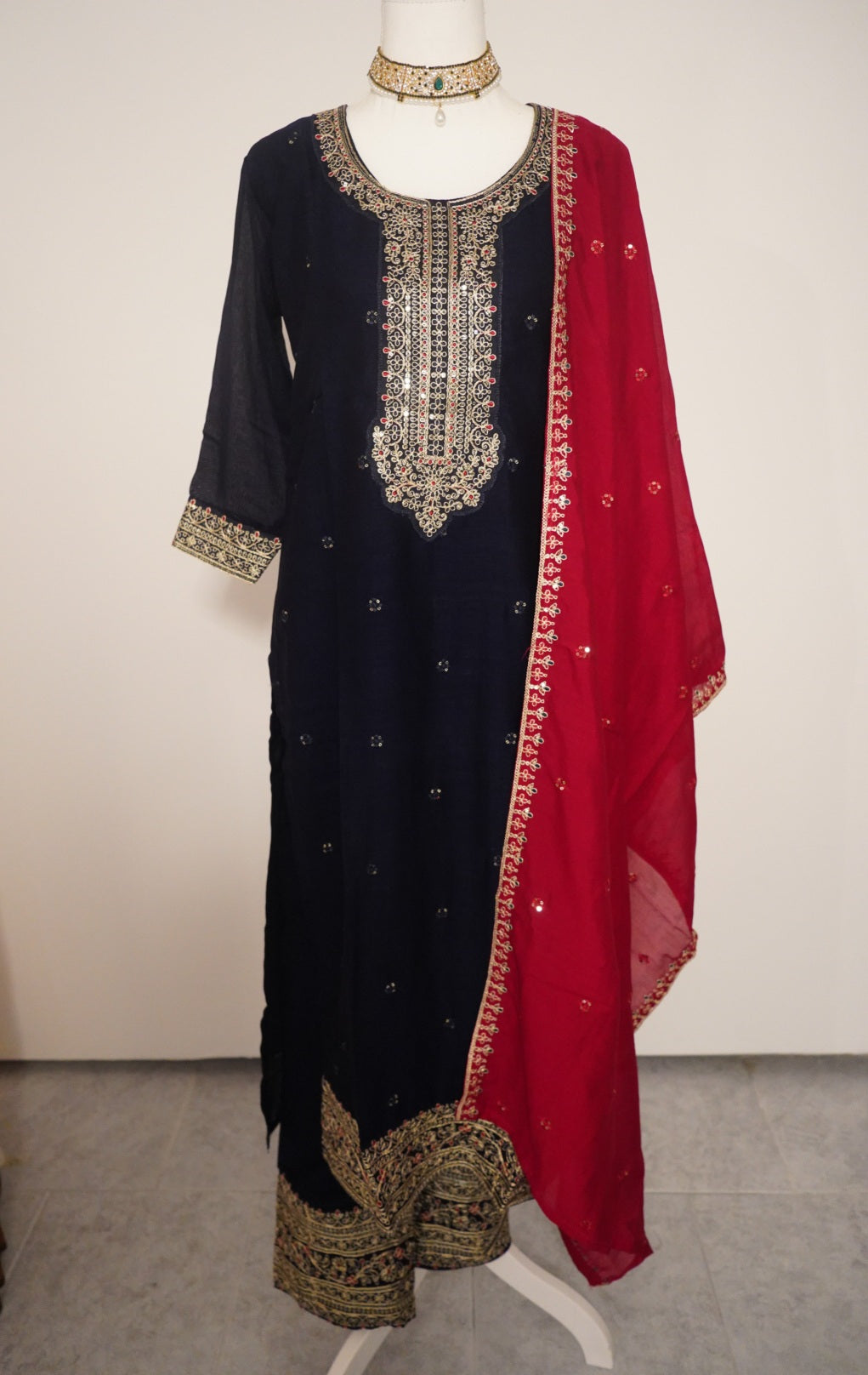 Hamsika Salwar Classic