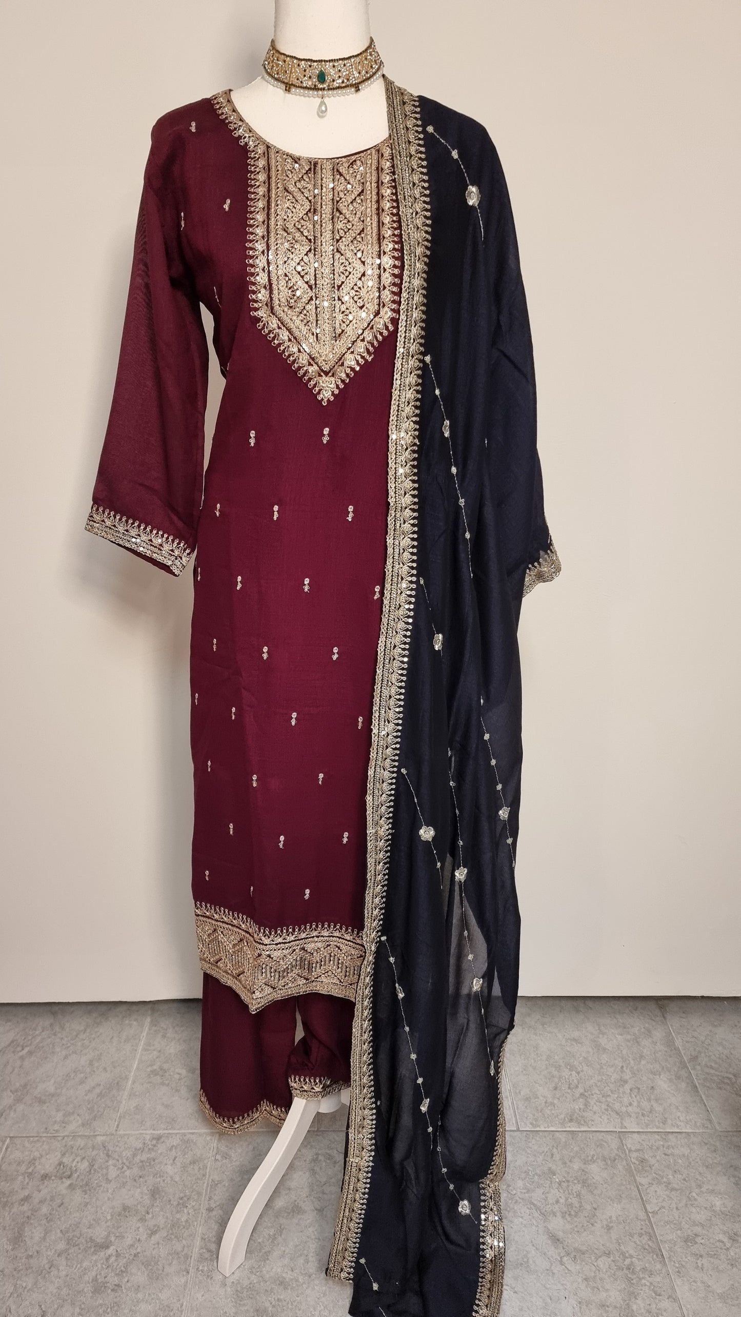 Nayanika Salwar Classic