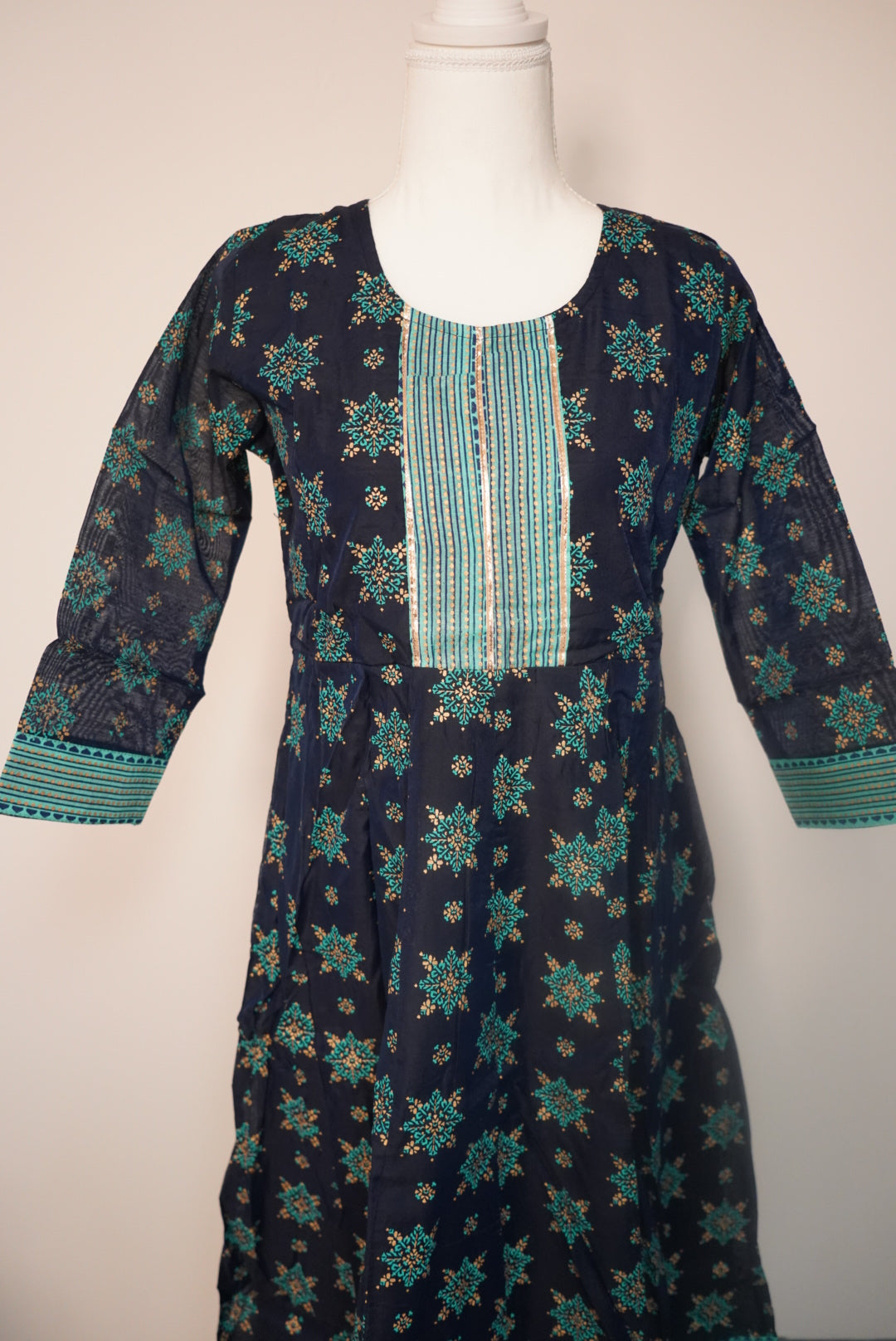 Ruhani Kurti