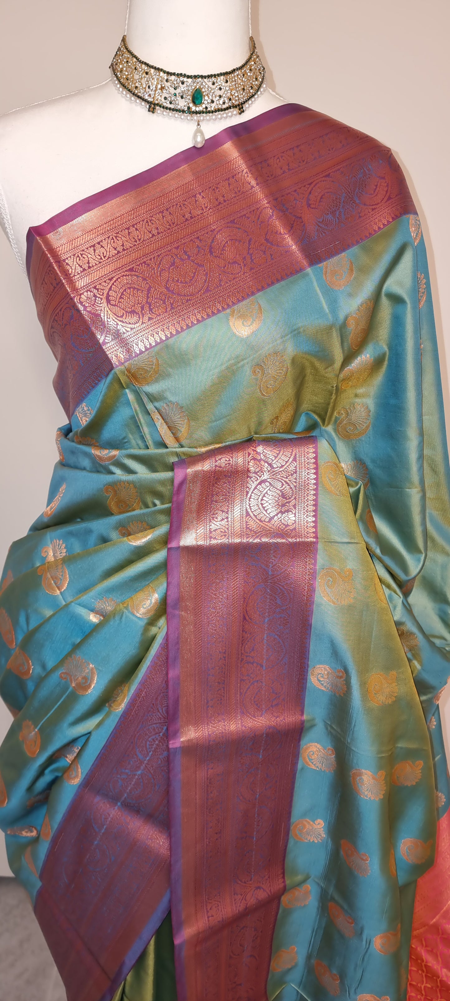 Hamsini Elegance Saree
