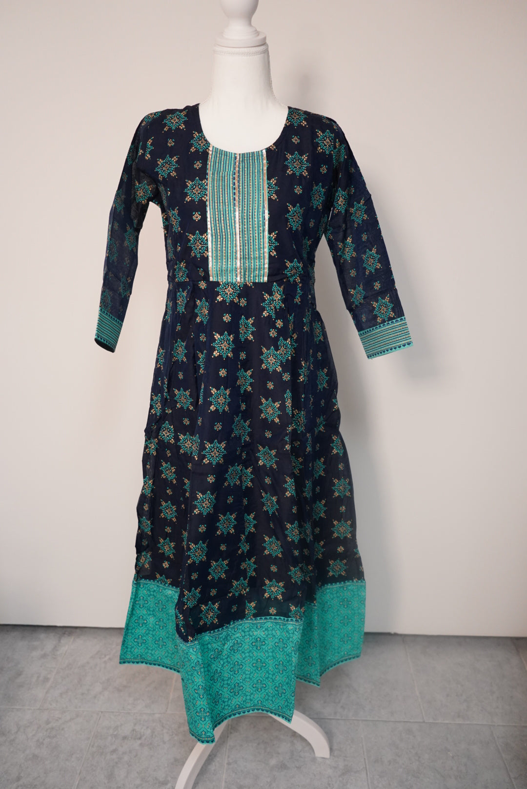 Ruhani Kurti