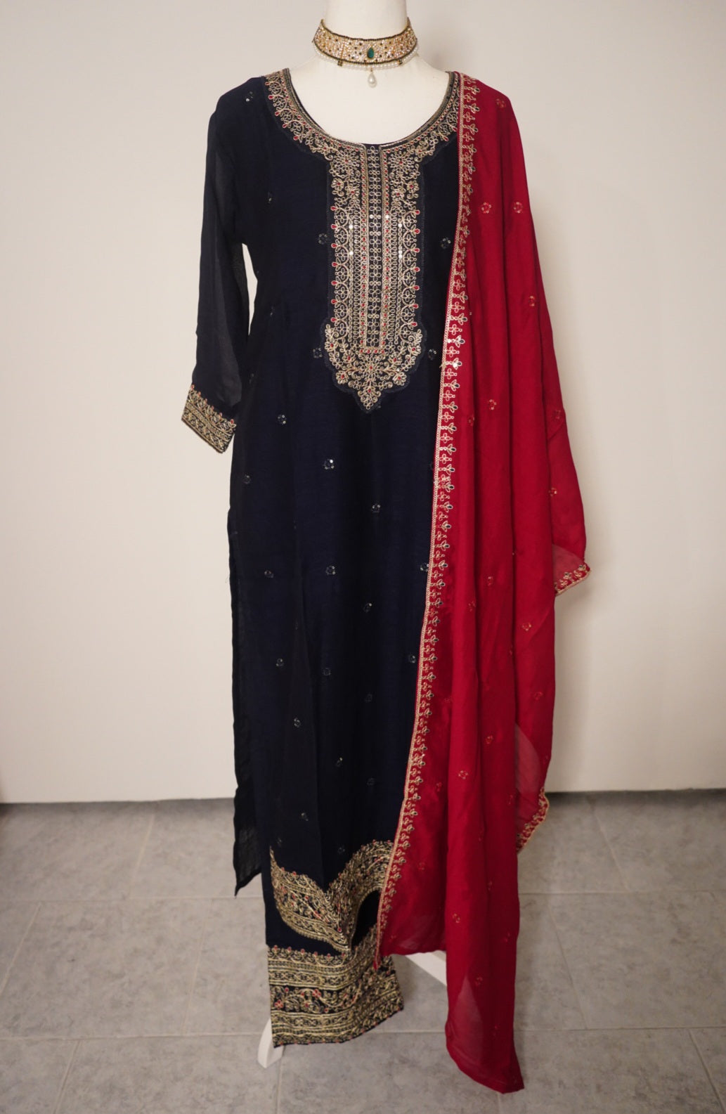 Hamsika Salwar Classic