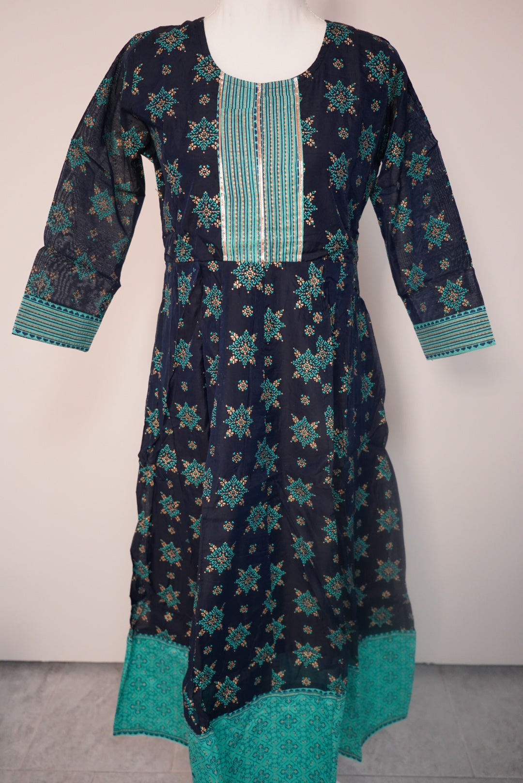 Ruhani Kurti