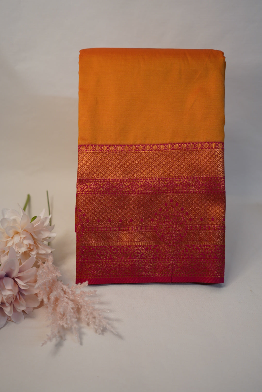Neha Saree