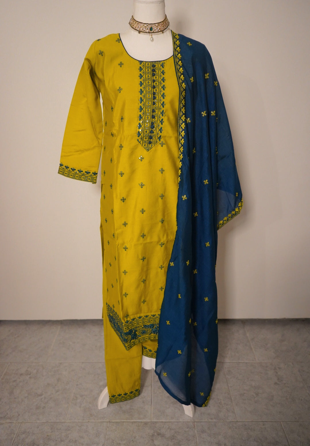 Swarnika Salwar Classic