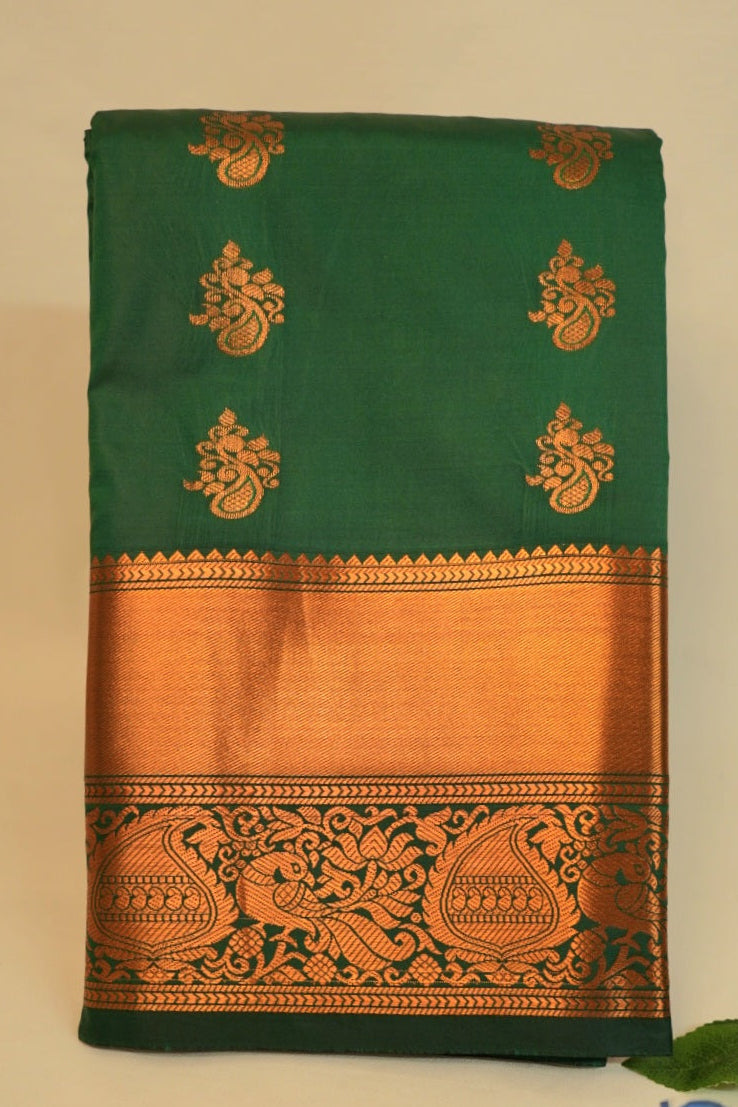 Adhira Saree