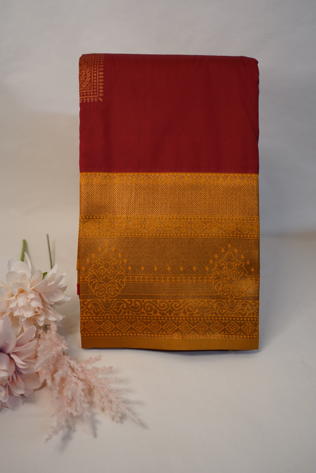 Neha Saree