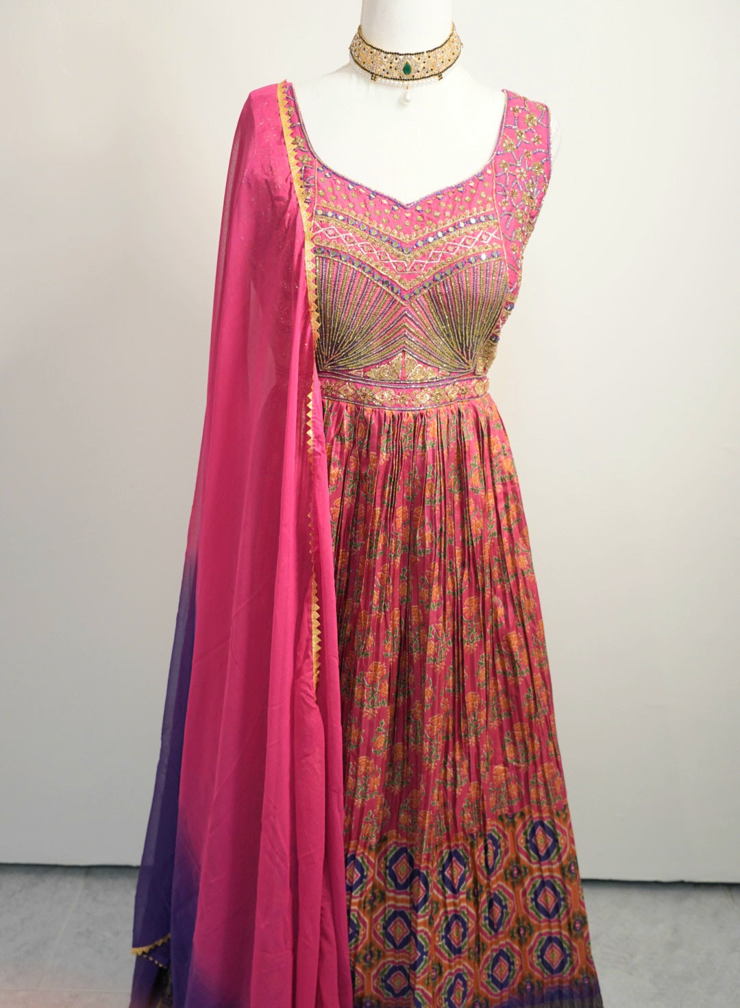 Salwar Utopia Glow