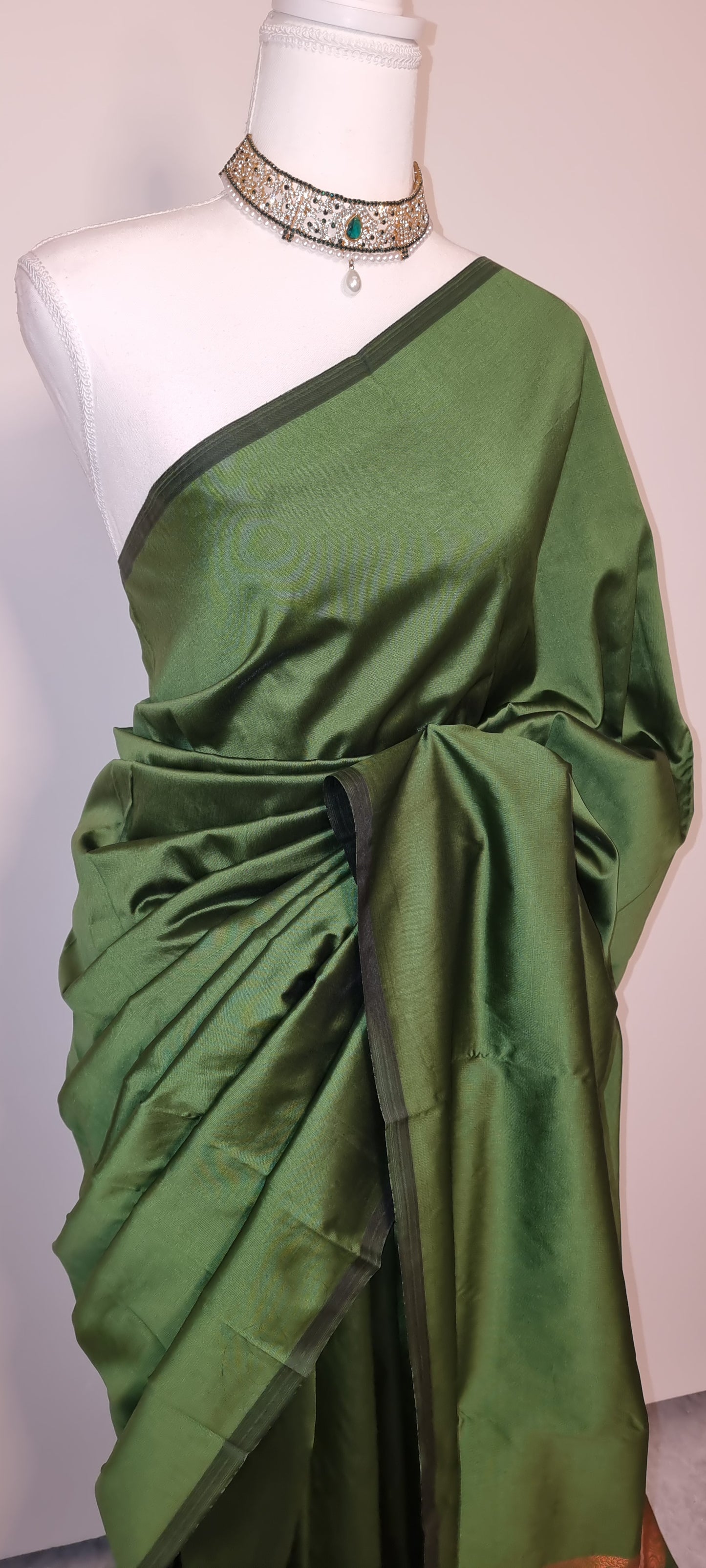 R.S. Silk Sarees Glow