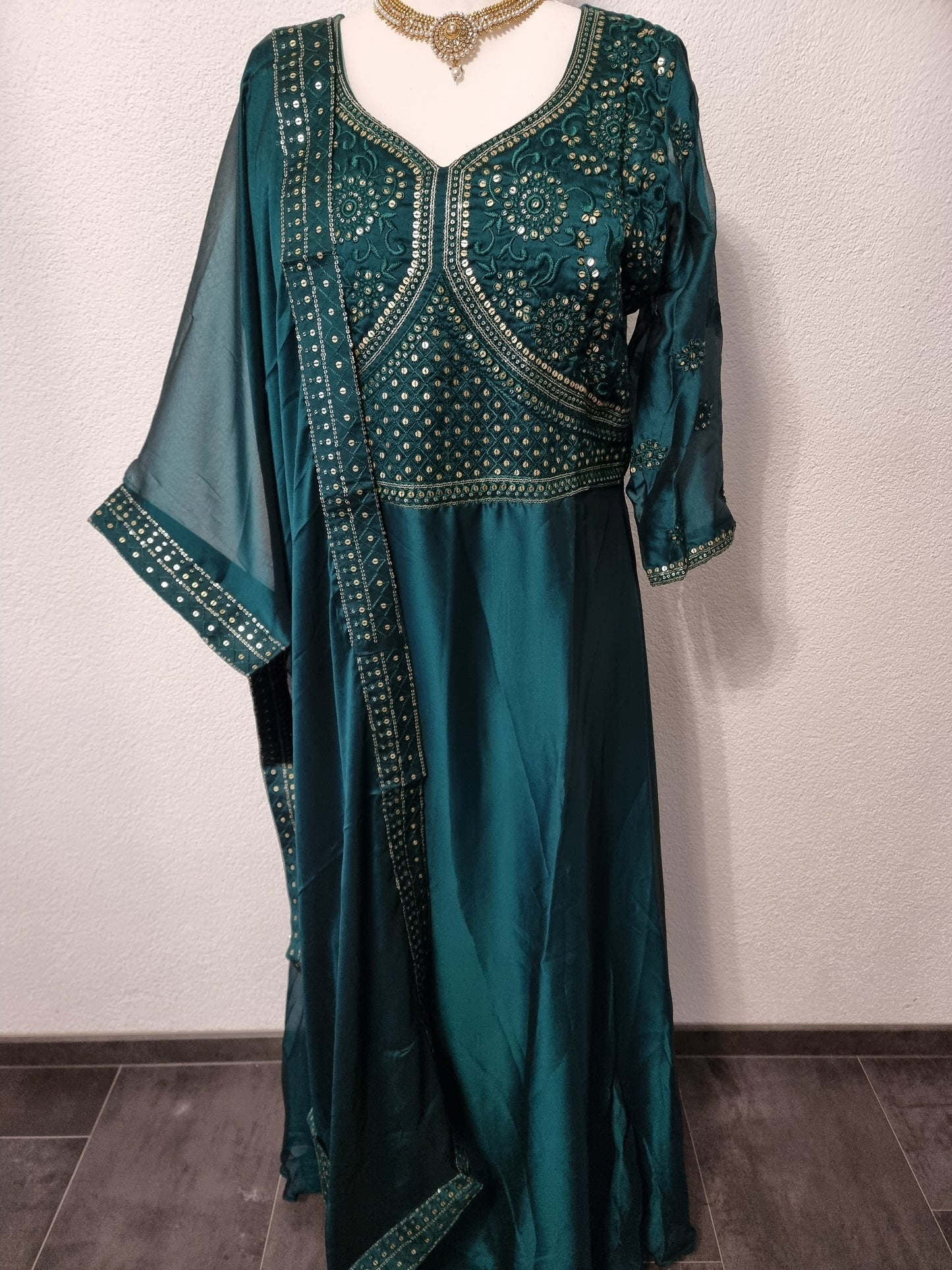 Salwar Shine Timeless Premium