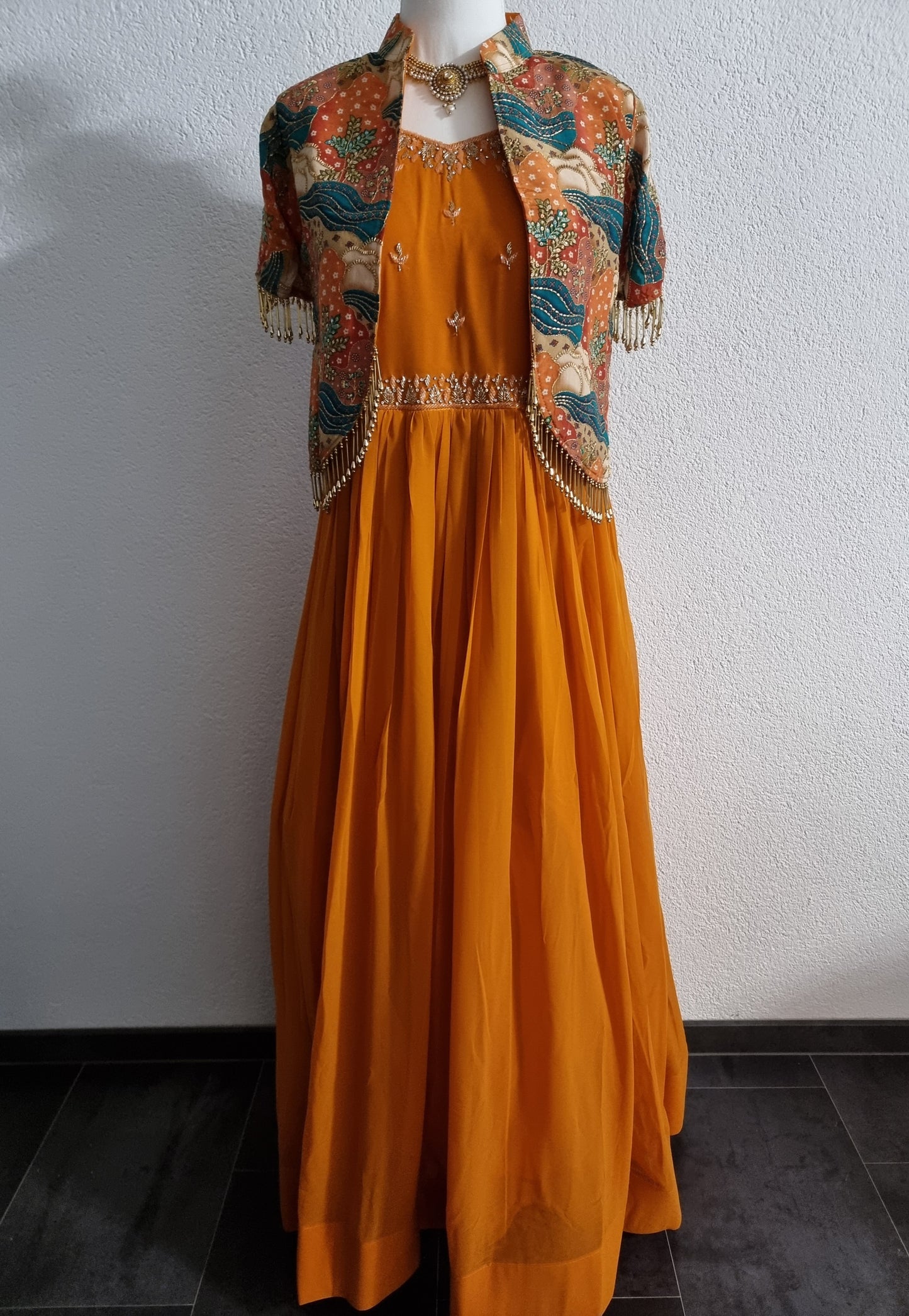 Salwar Bollywood Glow