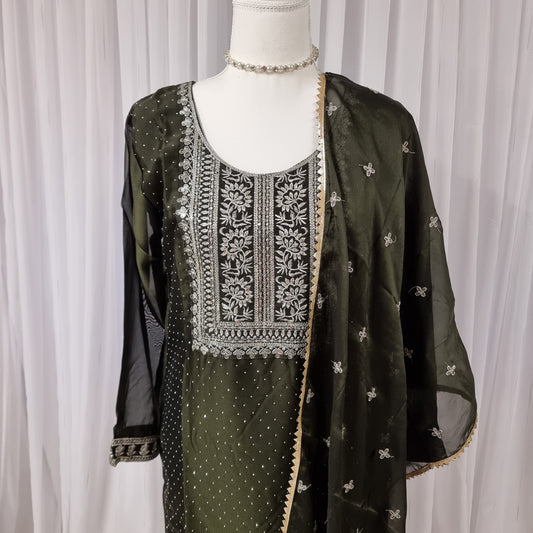 Thamarai Salwar Classic