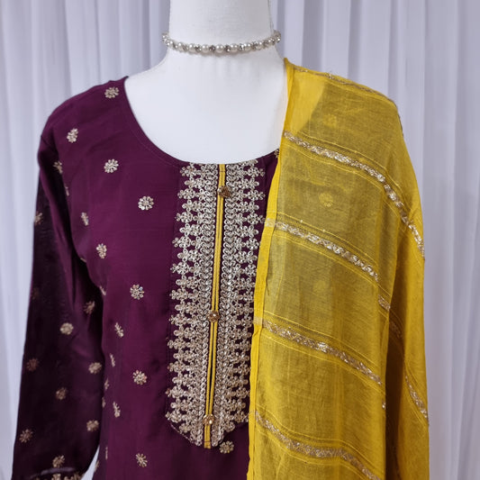 Mullai Salwar Classic