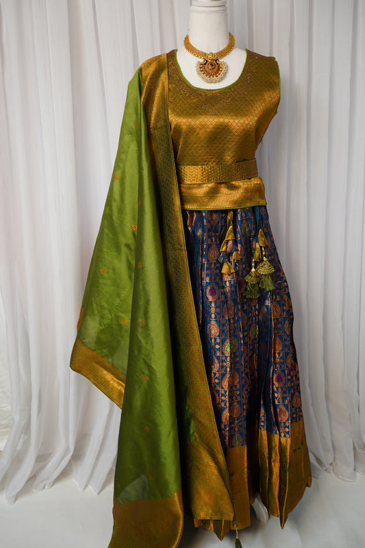 Senpaga Pattu Lehenga