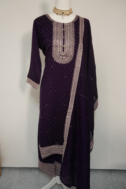Vedhika Salwar Classic