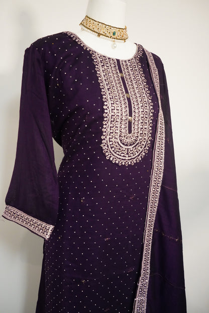 Vedhika Salwar Classic