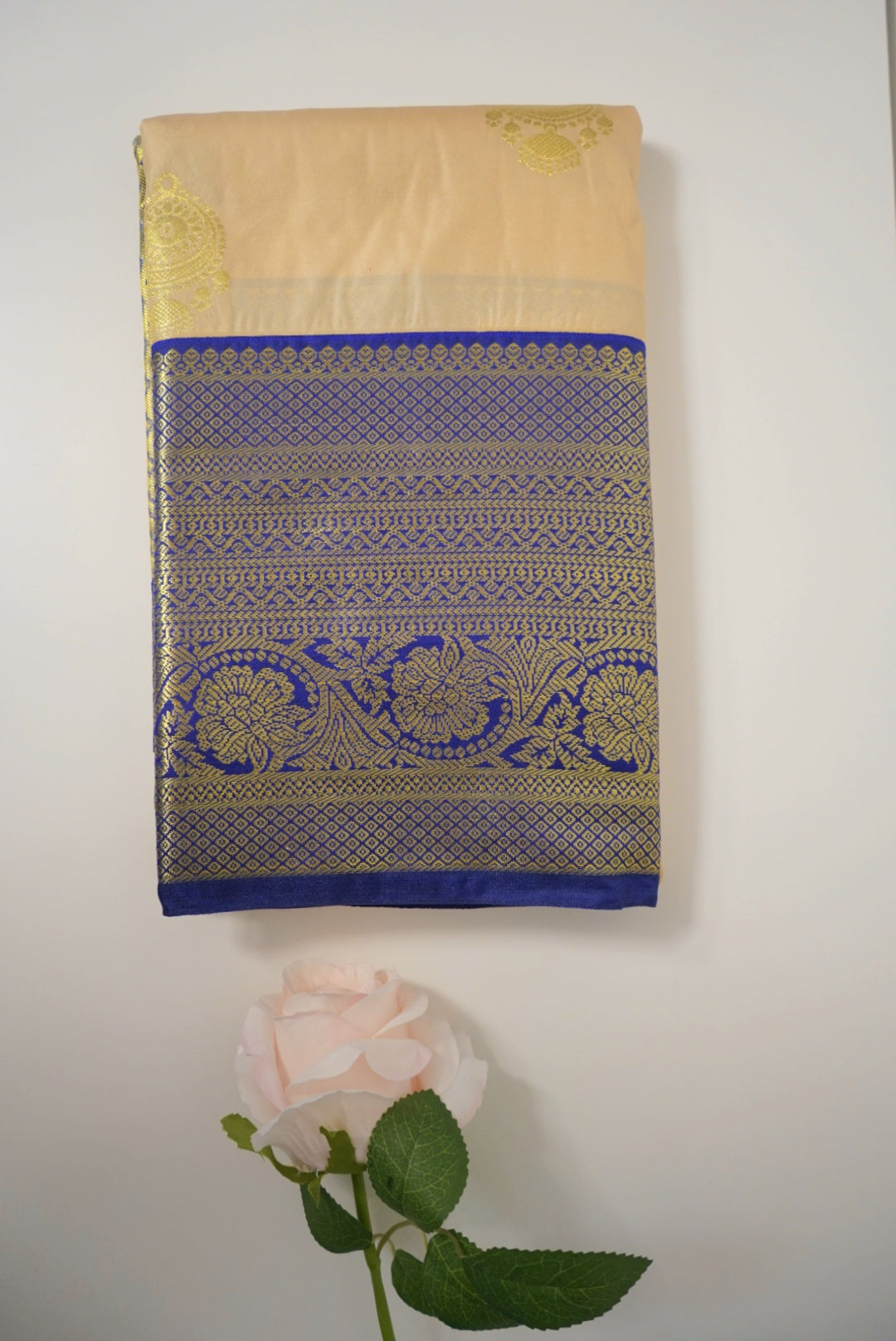 Medha Saree