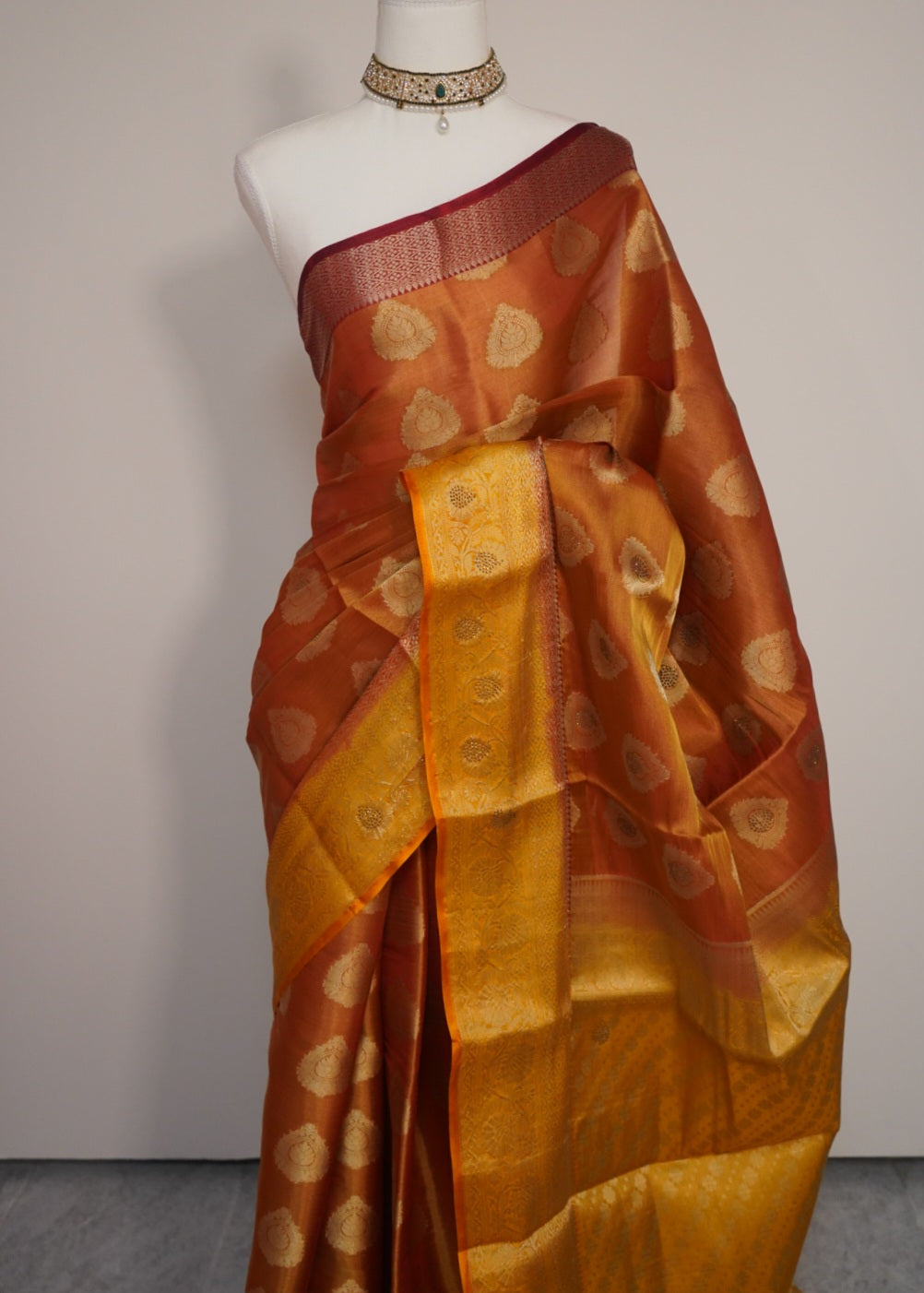 Suvarna Saree