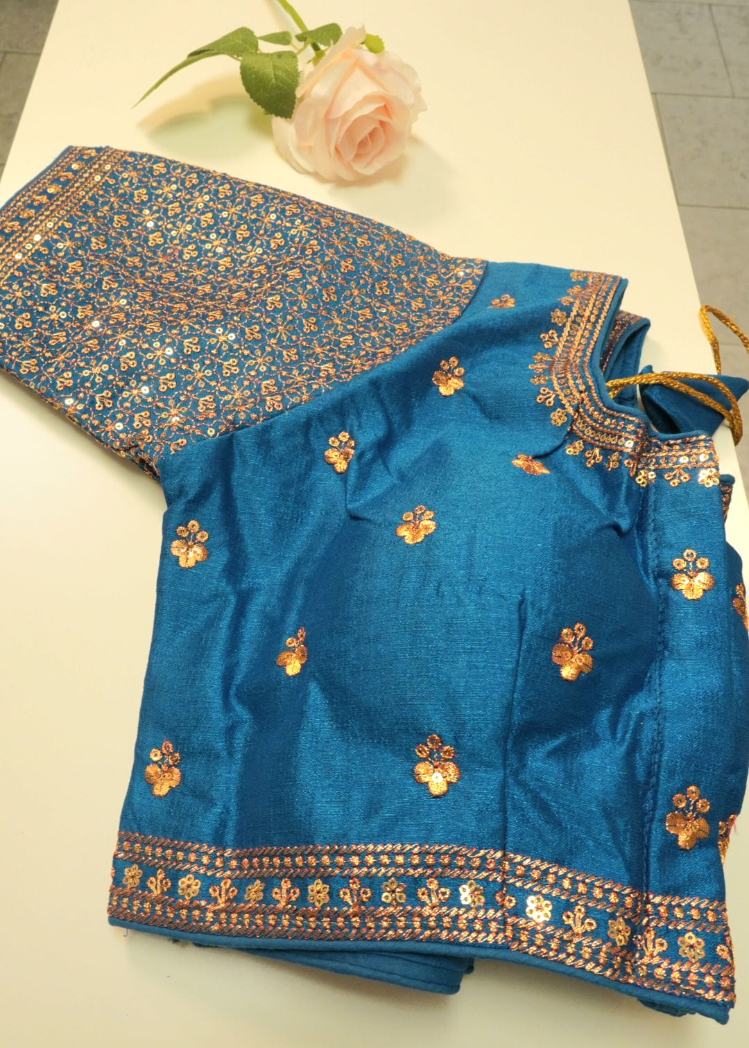 Svarna Saree blouse