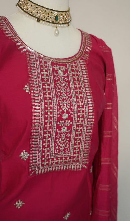 Niara Salwar Classic