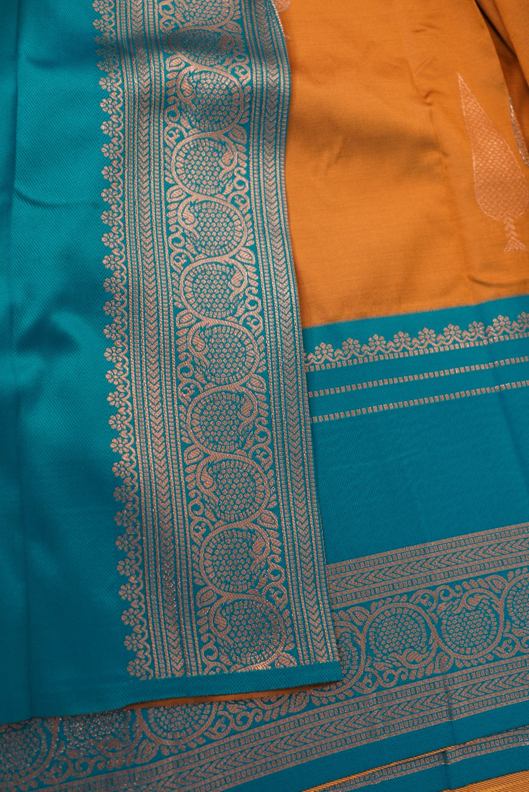 Iyal Saree