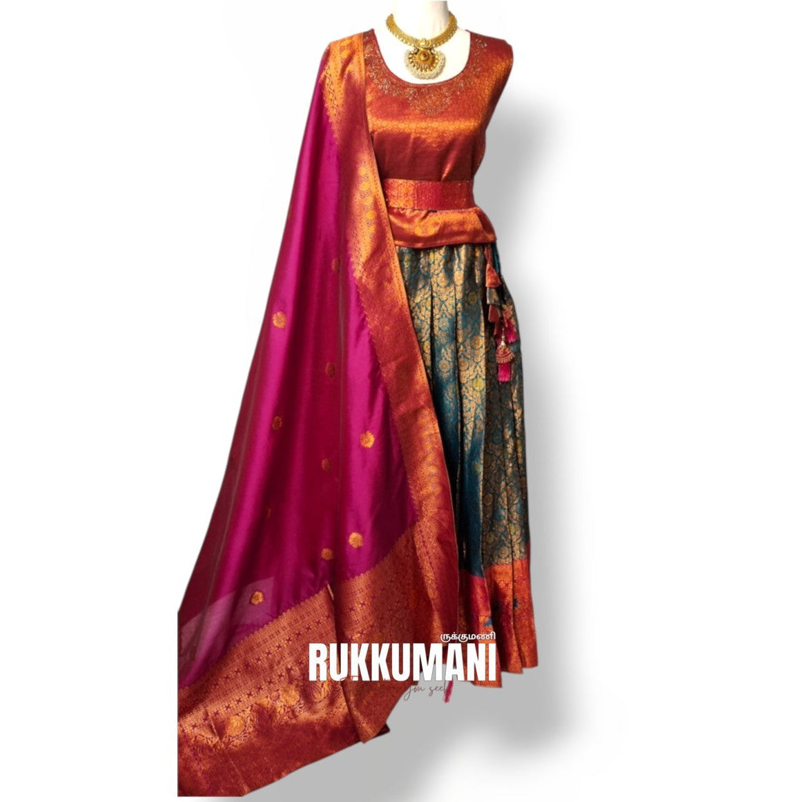 Senthamarai Pattu Lehenga