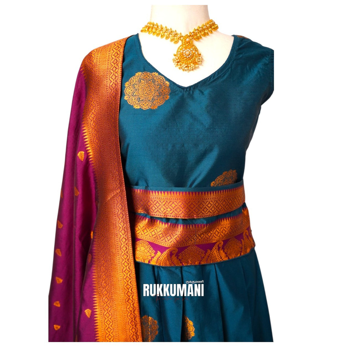Kankambaram Pattu Lehenga