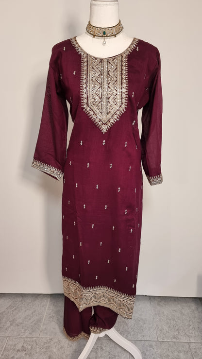 Nayanika Salwar Classic