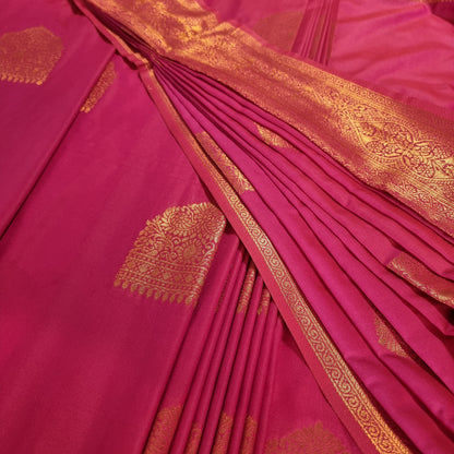 Smritika Saree