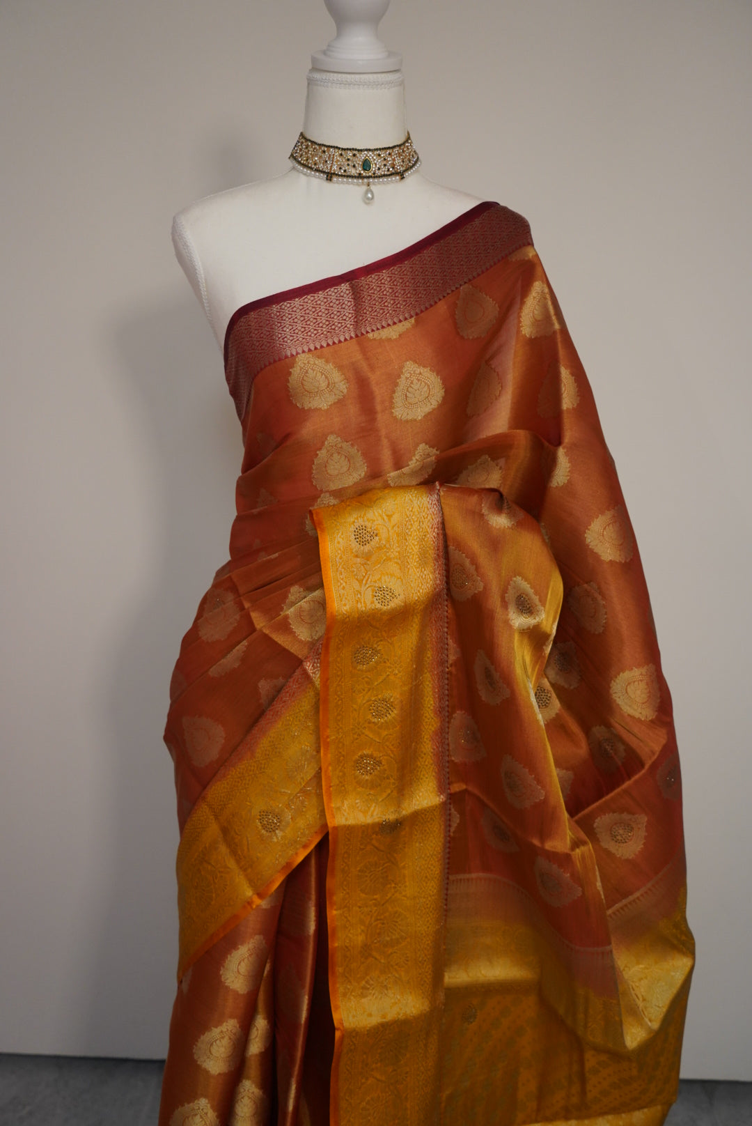 Suvarna Saree