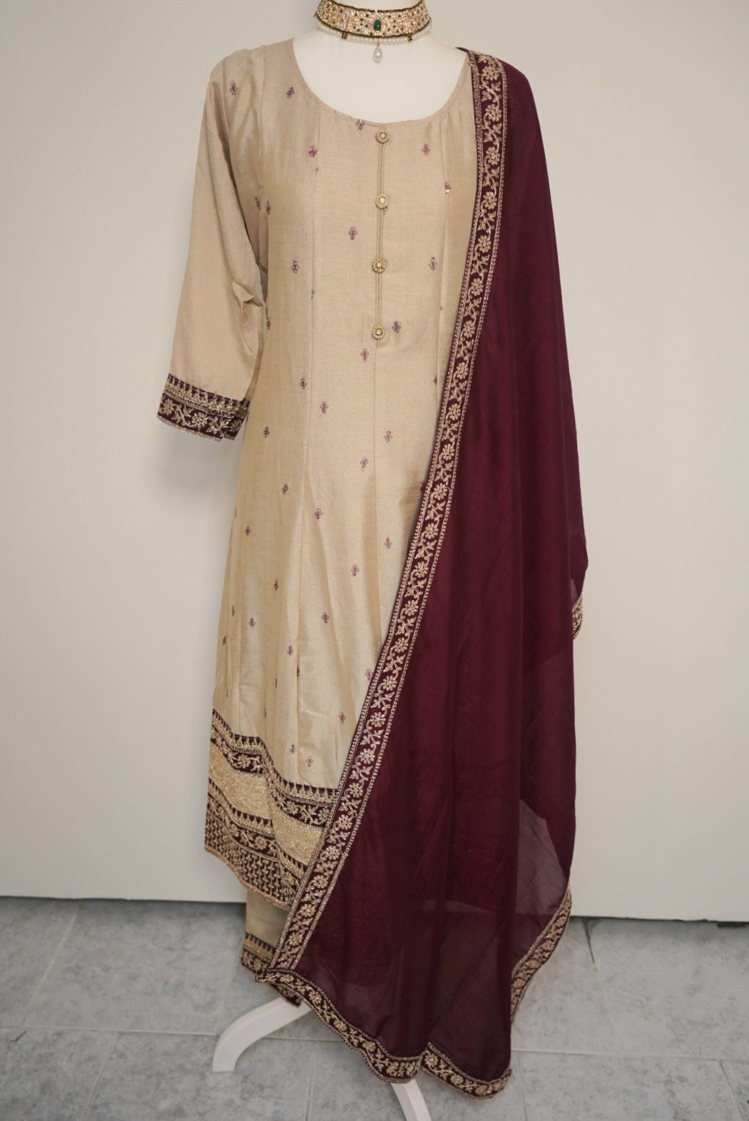 Amara Salwar Set